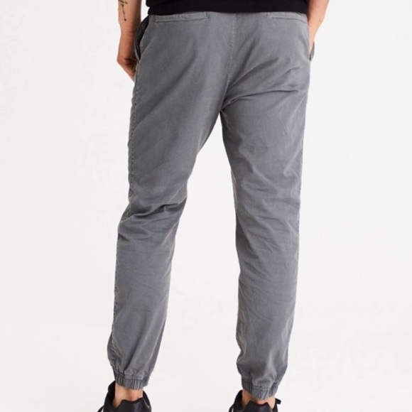 NWT Size Small Next Level Flex Gray American Eagle Twill Joggers - Picture 3 of 6